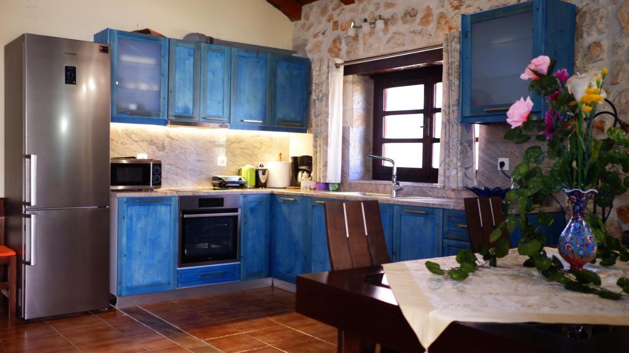 Villa Constantis Kalamaki  Exterior photo